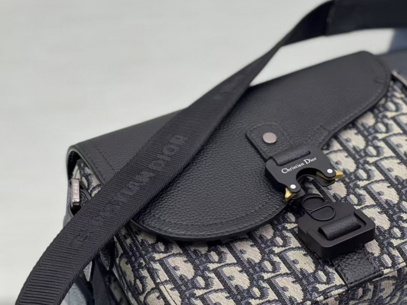 95702ceecd8ee6ce9420263a70c850ef_1750643571_2734.jpg