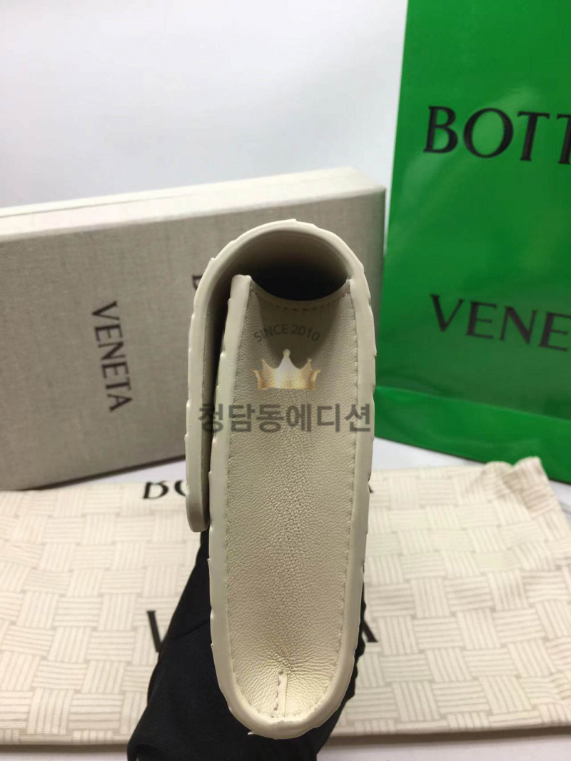 1aba3d5c727f628779578cf0042f1322_1763113498_8191.jpg