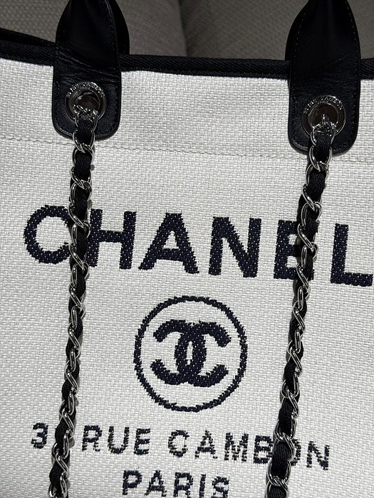be58e99334eb31bee89da6e88240c0ec_1767084797_7707.jpg
