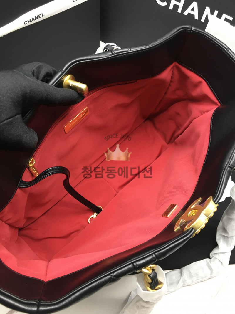 eeb2403820e35fd49b119ae99c4a370b_1765947133_4485.jpg