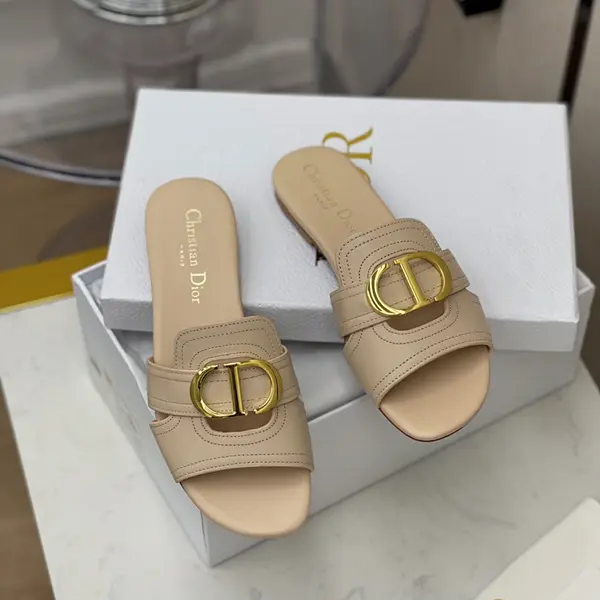 디올 몽테인 플랫 플립플랍 슬리퍼 (0.5cm/4cm)