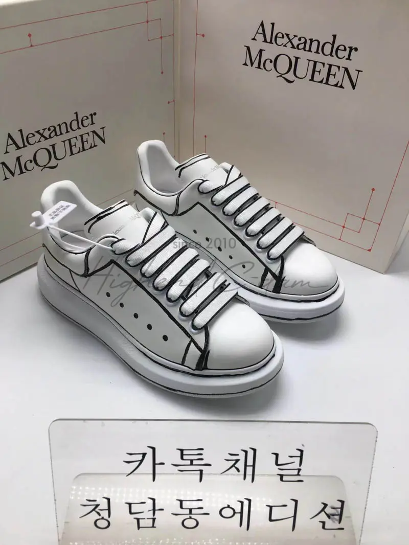 알렉산더 맥퀸 21SS 오버솔 스니커즈 (남녀공용)
