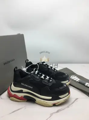 발렌시아가 트리플s 브레드 (남녀공용)
