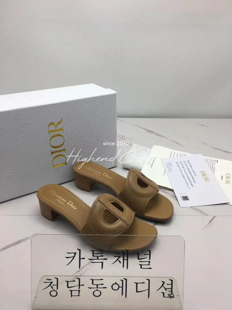 디올 D 클럽 카프스킨 슬라이드 (굽4.5cm) (6COLOR)