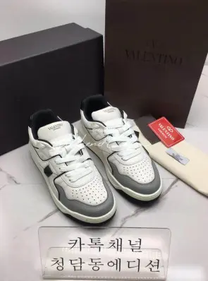 발렌티노 스니커즈 (남성용)