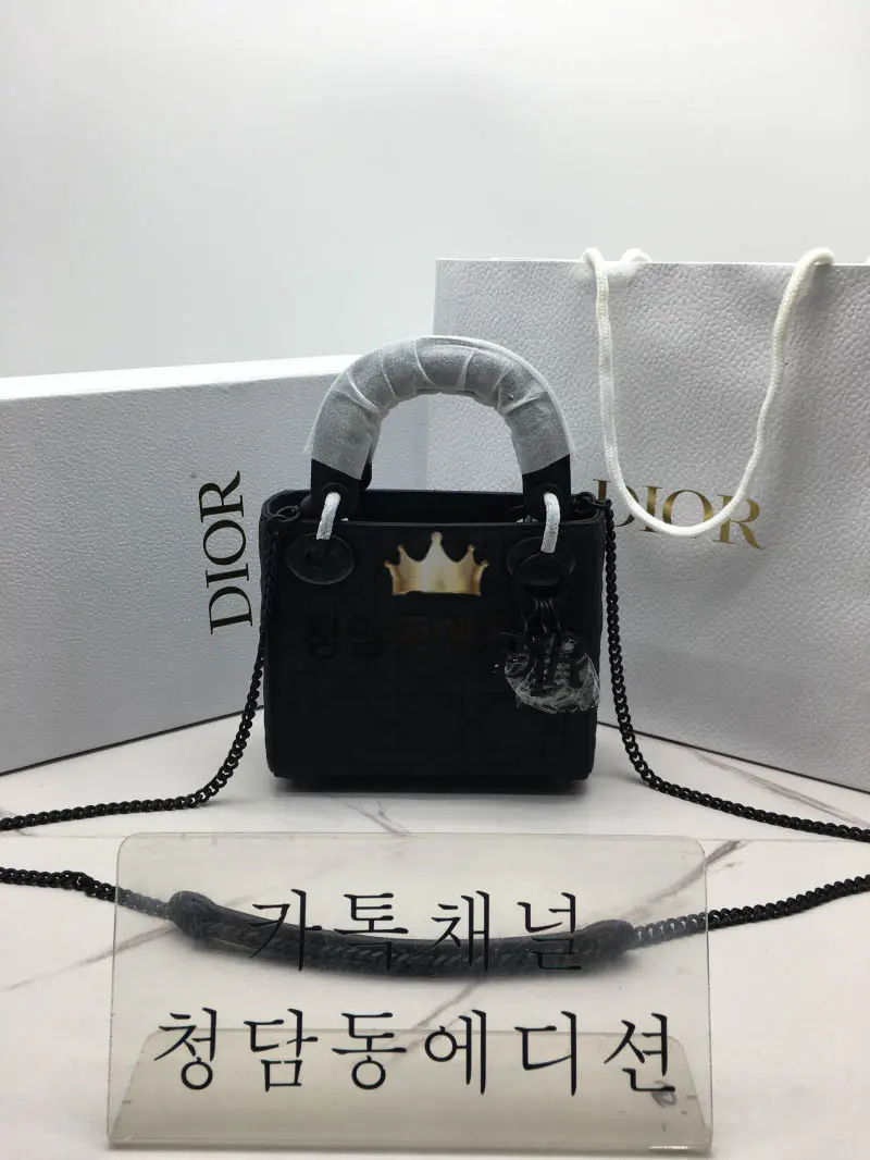 디올 울트라 매트 레이디 백 17cm [정품동일가죽 최고퀄]