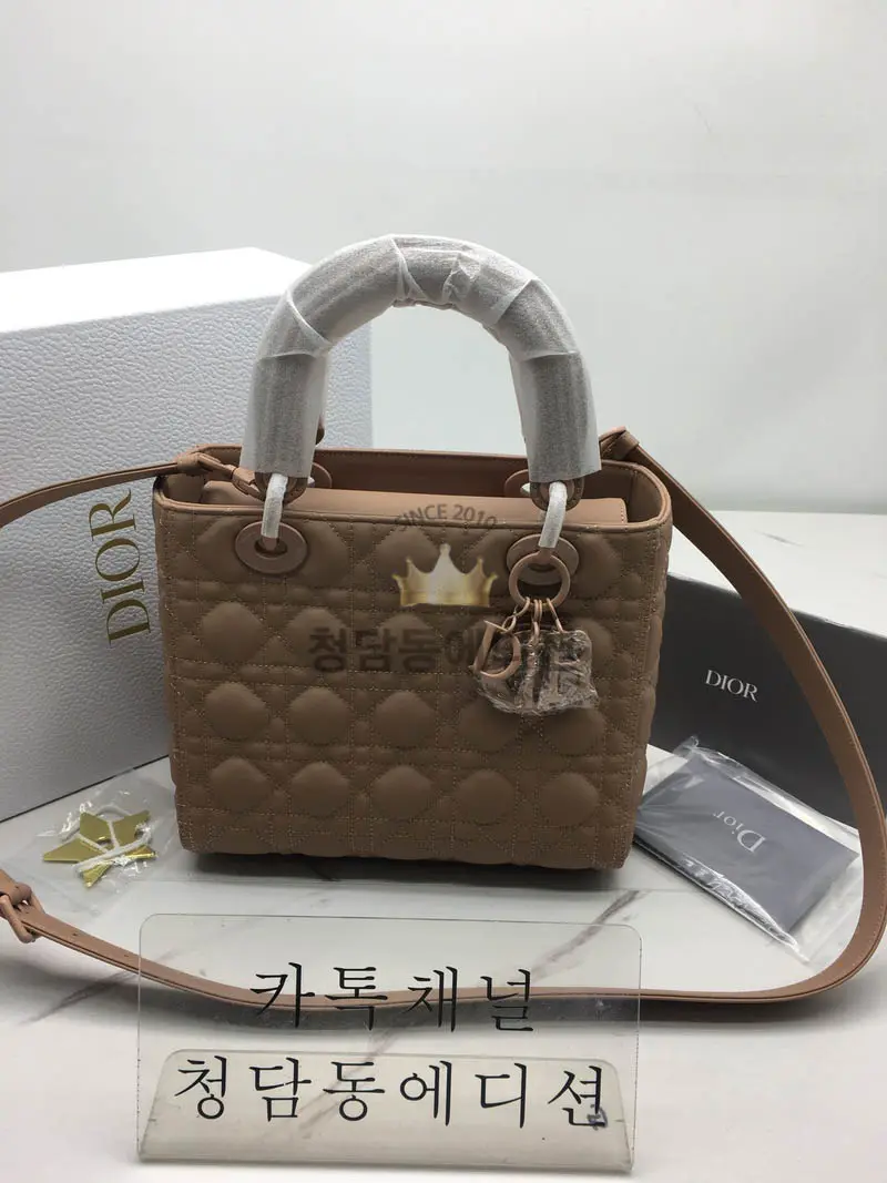 디올 울트라 매트 레이디 백 24cm [정품동일가죽 최고퀄]
