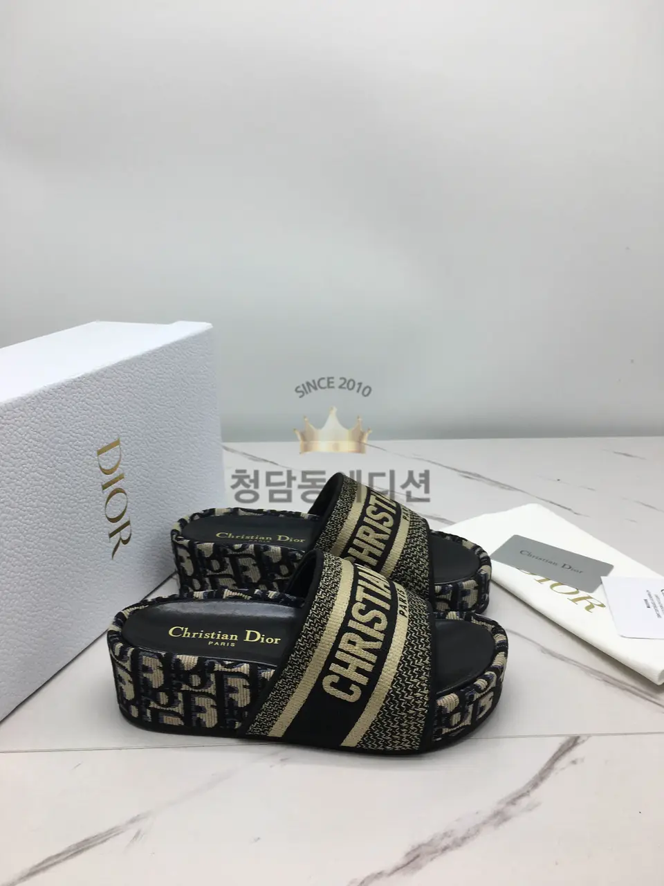 디올 샌들 슬리퍼