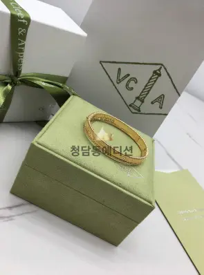 반클리프 빼를리 팔찌 (3COLOR)