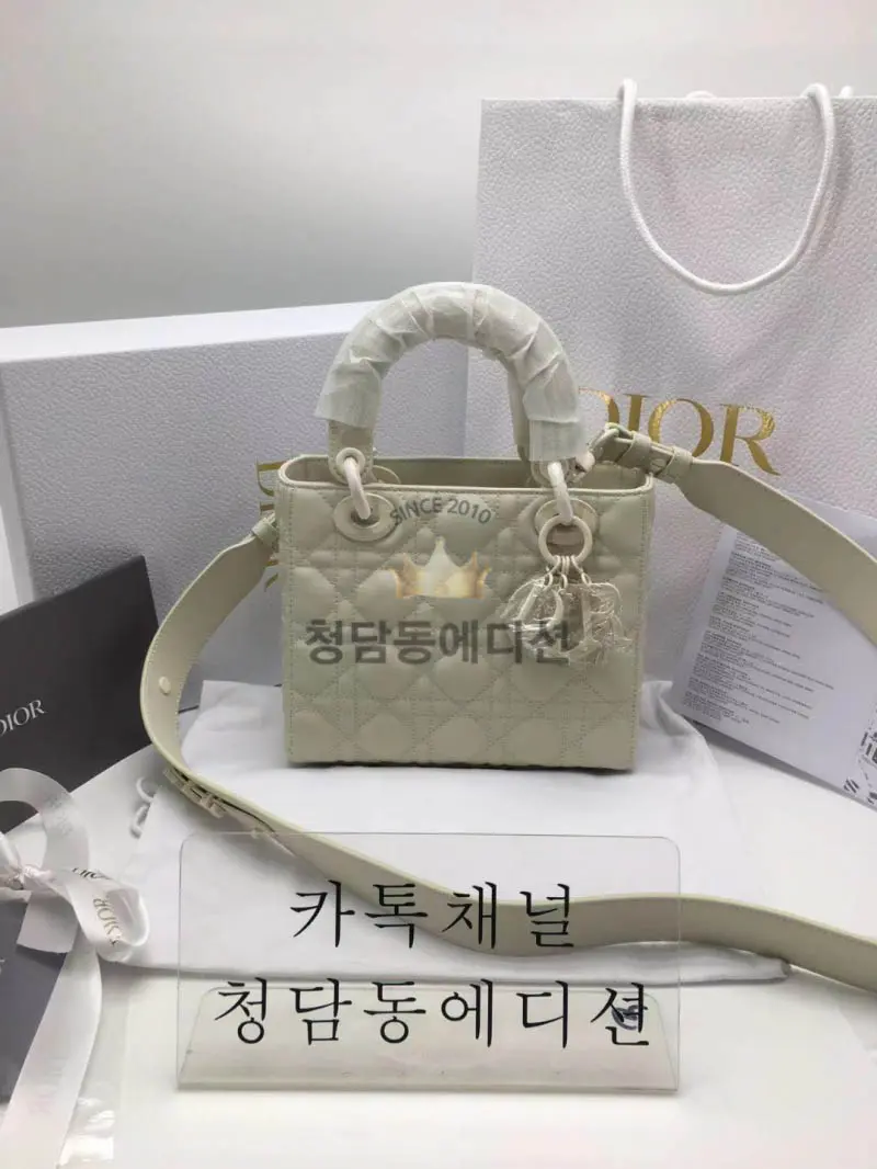 [정품동일가죽] 디올 레이디백 스몰 최고퀄