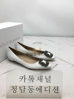 마놀로 블라닉 펌프스 (굽 플랫, 5cm, 10cm)