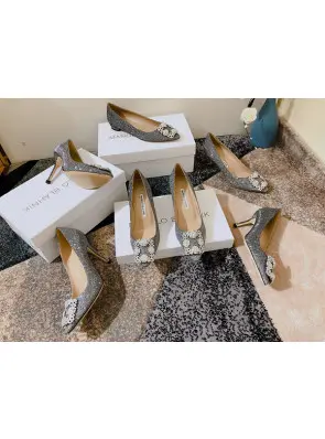 마놀로 블라닉 펌프스