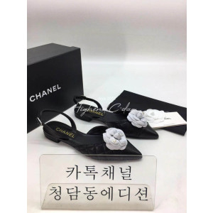 샤넬 카멜리아 슬링백 (2COLOR)