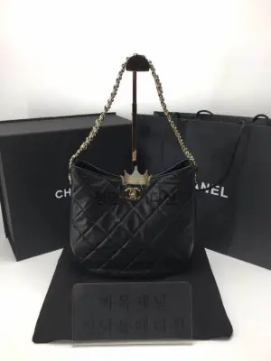 샤넬 22시즌 램스킨 호보백 (하이엔드급)