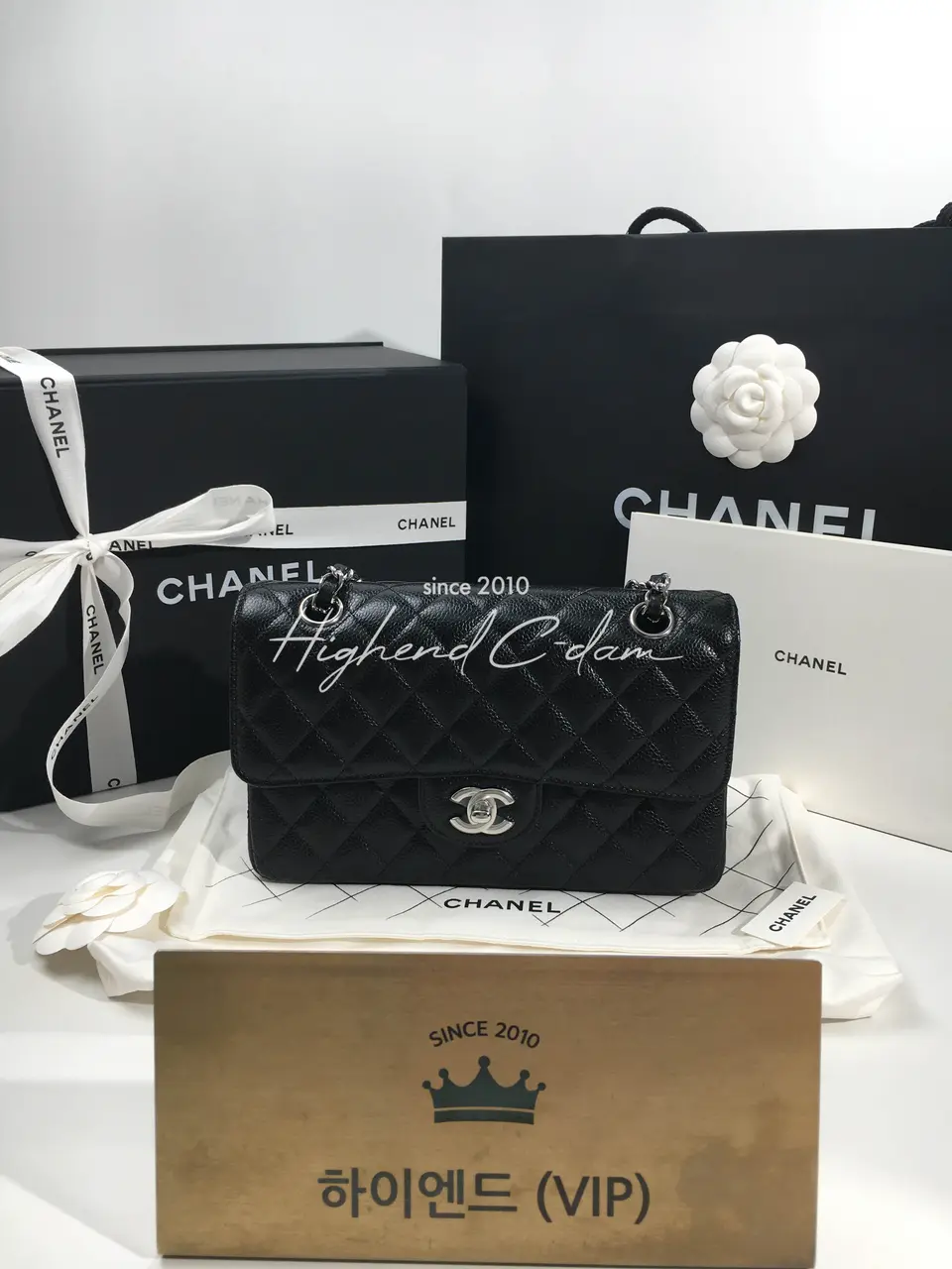 샤넬 클래식 캐비어 플랩백 스몰 23cm 은장 (하이엔드급)