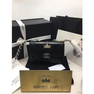 샤넬 19 플랩 WOC 숄더백 (하이엔드급)