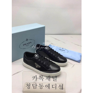 프라다 스니커즈 (남녀공용)