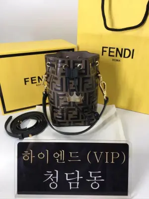 펜디 몬트레조 버킷백