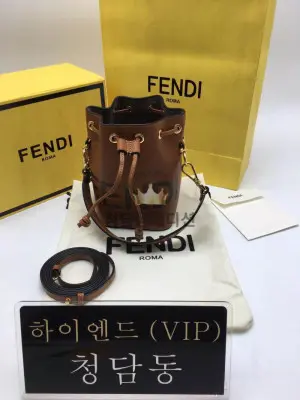 펜디 몬트레조 버킷백