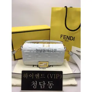 펜디 바게트백 미디움