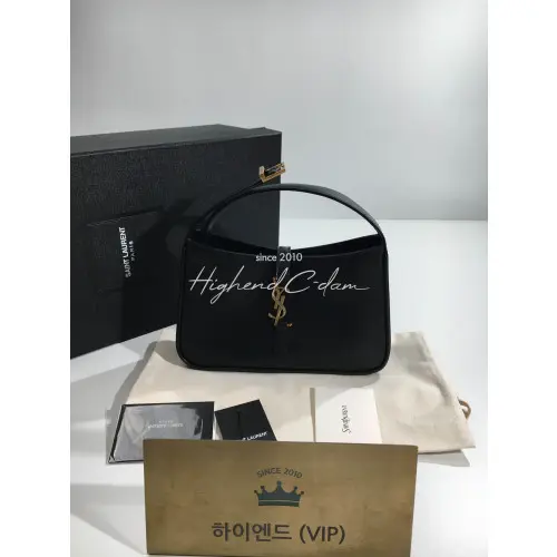 생로랑 모노그램 호보백 657228 (하이엔드급)