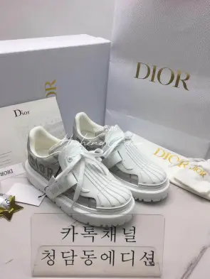 디올 아이디 스니커즈