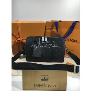 루이비통 시티 키폴 M45936