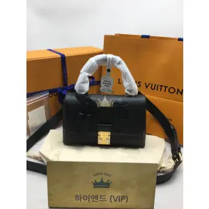 루이비통 마들렌 BB M45977
