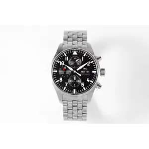 IWC 파일럿 크로노 블랙