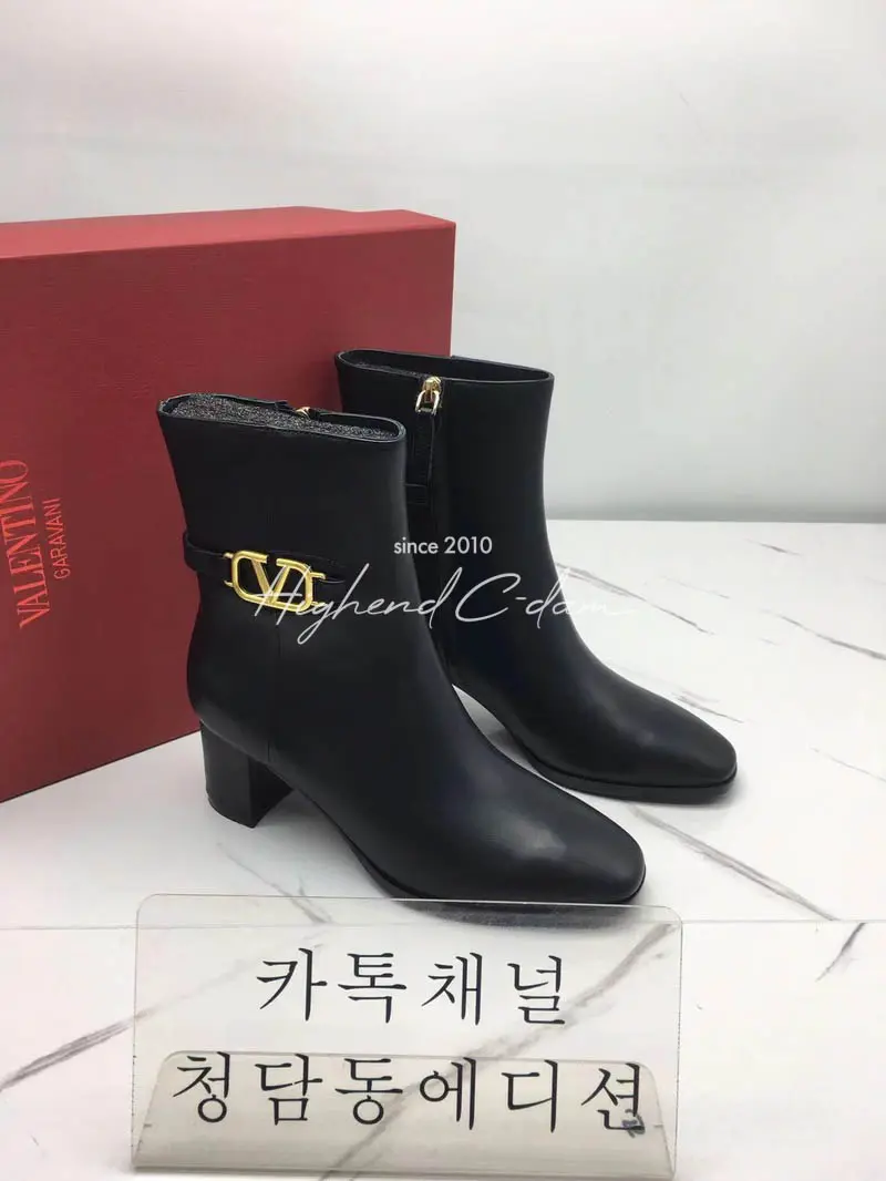 발렌티노 부츠힐