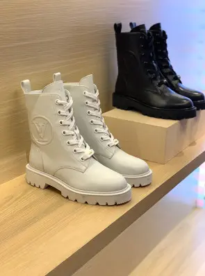루이비통 워커 부츠