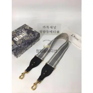 디올 스트랩