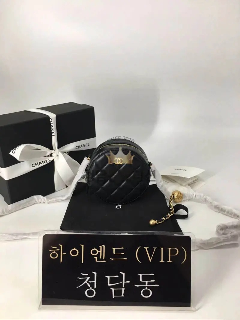 샤넬 클래식 골드볼 체인 라운드백 AP1449