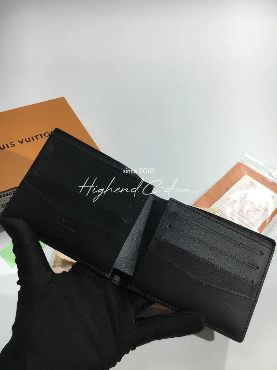루이비통 모노그램 멀티플 월릿 M69037