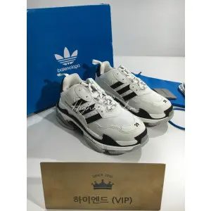 발렌시아가X아디다스 트리플s 콜라보 (남녀공용)