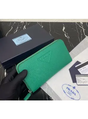 프라다 사피아노 지퍼 장지갑