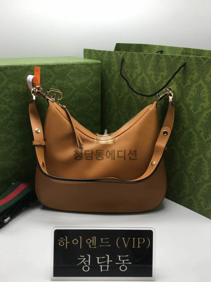 구찌 아따슈 라지 숄더백 702823