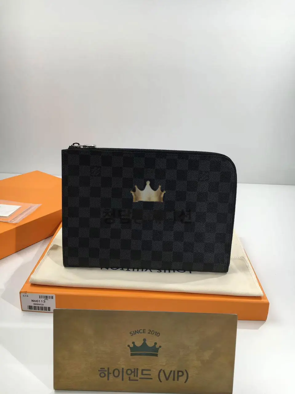 루이비통 포쉐트 주르 PM 클러치 N60113 (하이엔드급)