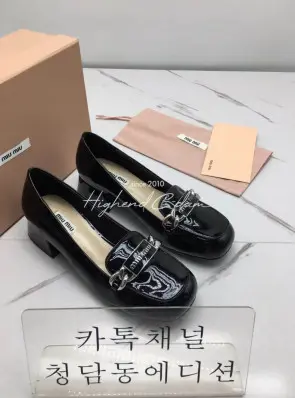 미우미우 22로퍼