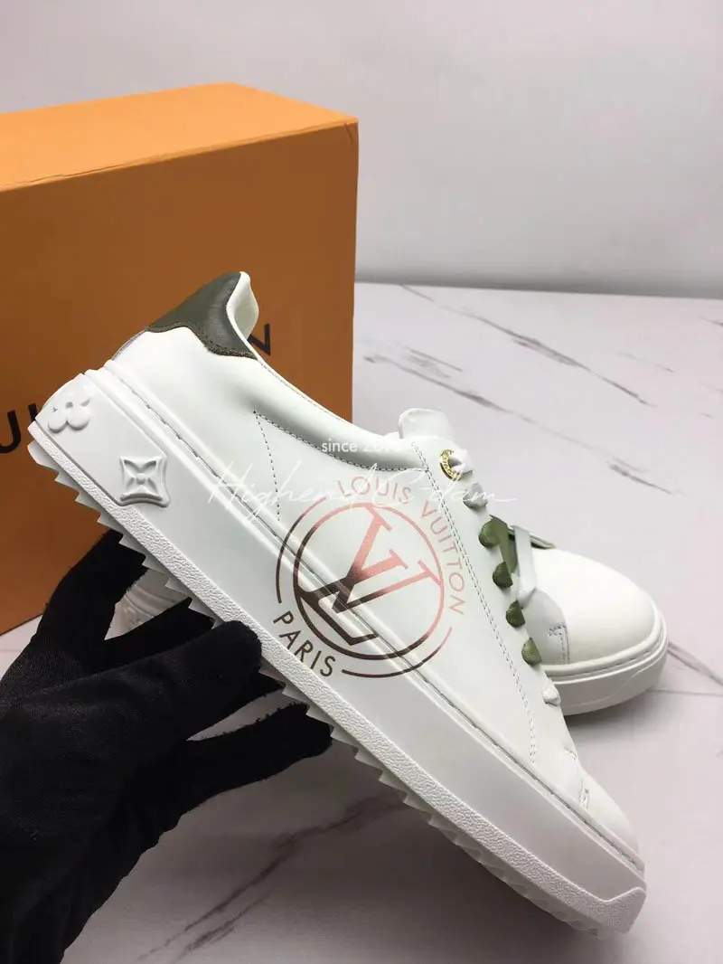 루이비통 타임아웃 스니커즈