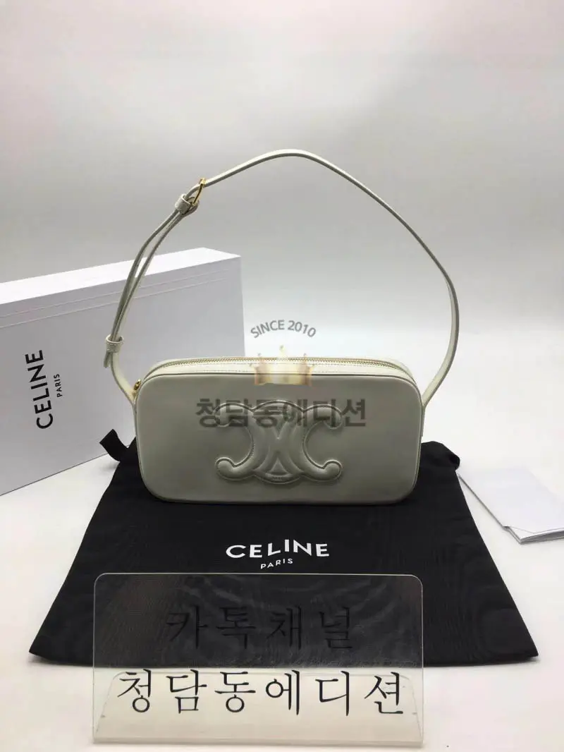 셀린느 퀴르 카메라백
