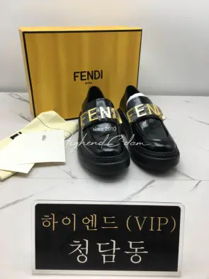 펜디 FF 로퍼