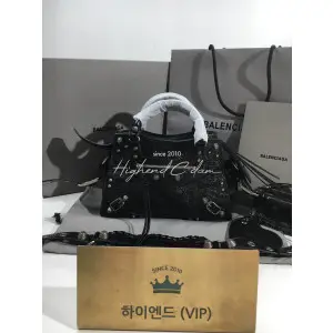 발렌시아가 네오 카골백 XS (컬러 블랙 은장)