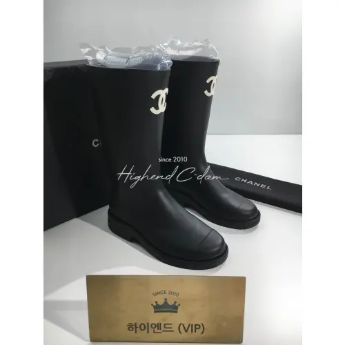 샤넬 cc로고 레인부츠