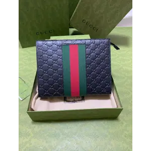 구찌 GG 수프림 웹 클러치백 475316