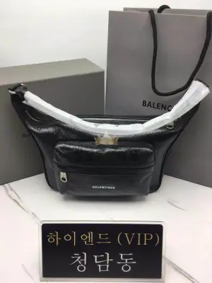 발렌시아가 BLCG 레이버 크리즈 호보백