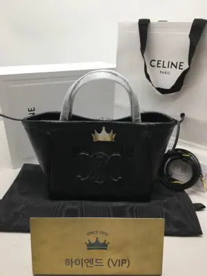 셀린느 트리오페 퀴르 드로스트링 토트백 22cm