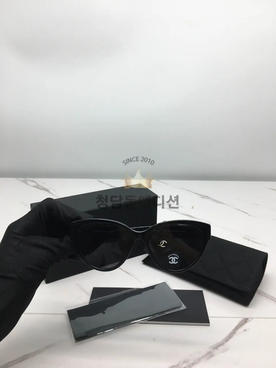 샤넬 하트 선글라스