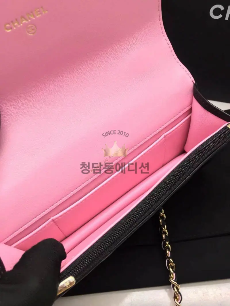 샤넬 23P 뉴미니 탑핸들 WOC