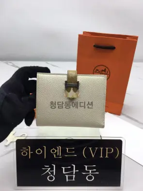 에르메스 베안 컴팩트 앱송 반지갑 올수공